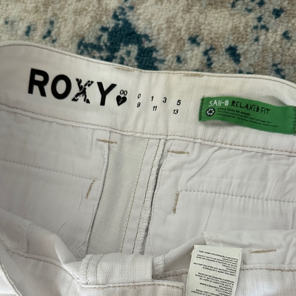 Roxy Women's Flare Jeans in white NWT size 7 y2k - Picture 2 of 9